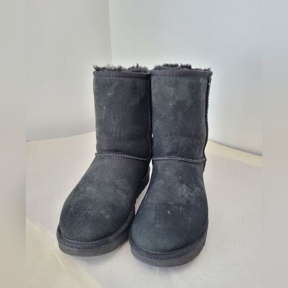 UGG Classic Short II Sheepskin Leather Boots Sherpa Lined Black Mid Calf Women 6 - Picture 2 of 9